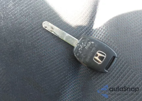 2010 Honda Fit Sport z USA, uszkodzony, nr VIN JHMGE8H48AS021818